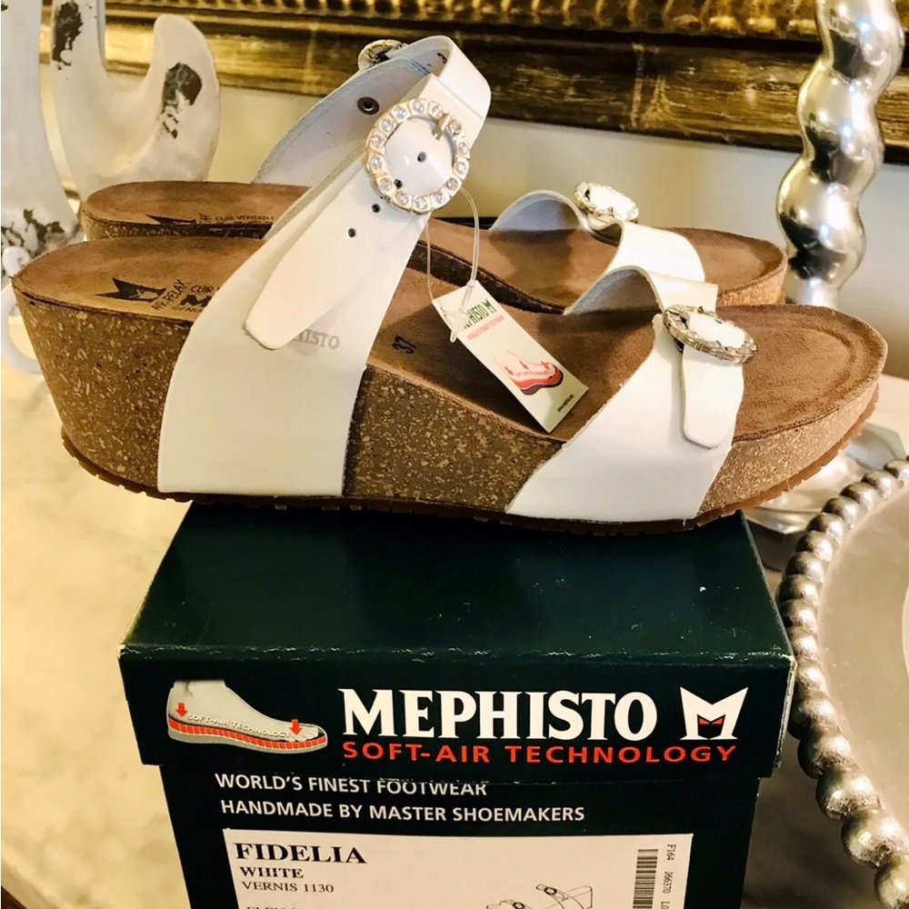 Mephisto Fidelia EU 37 US 6.5-7 white w/ silver rhinestone buckles Retails $250
